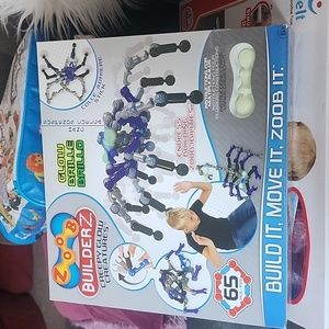 ZOOB Builders CREEPY Glow Creatures